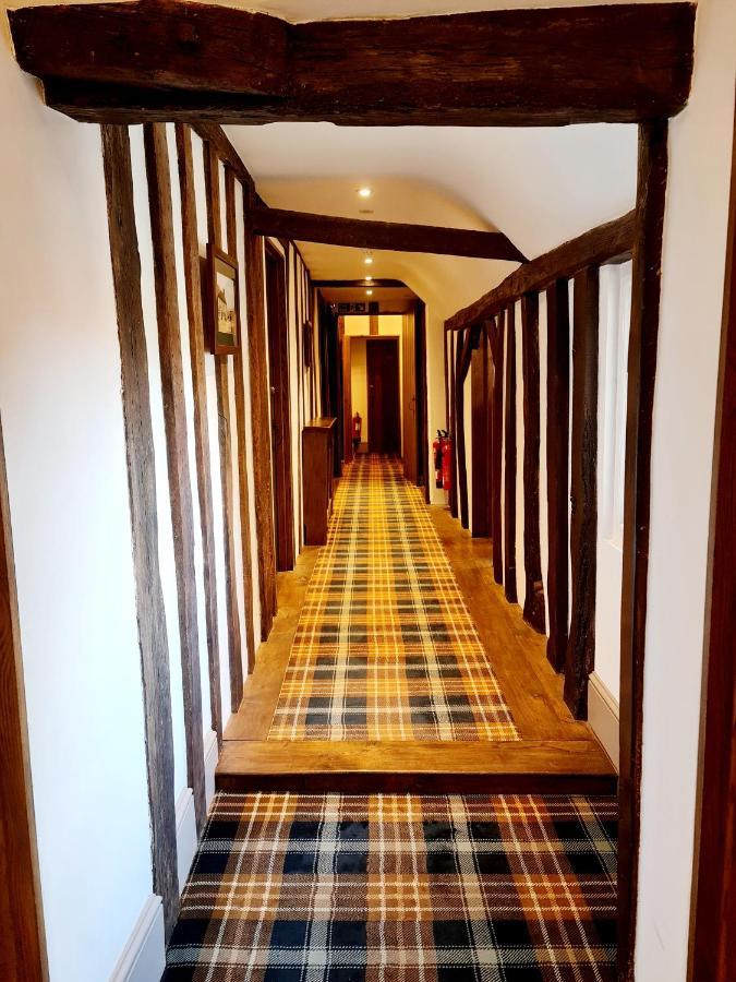 The Harvard Inn Сток Экстерьер фото
