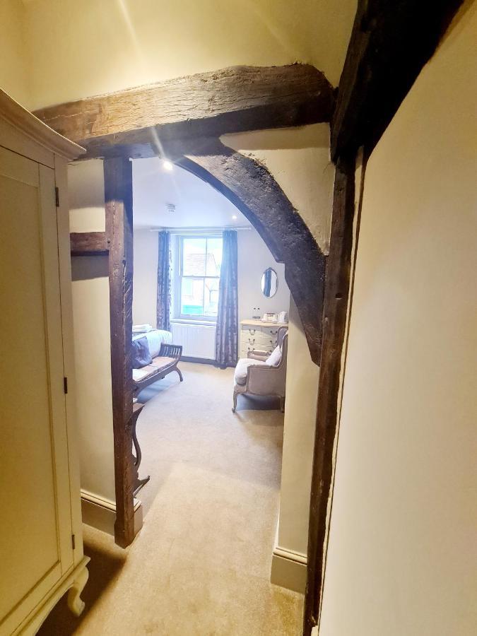 The Harvard Inn Сток Экстерьер фото