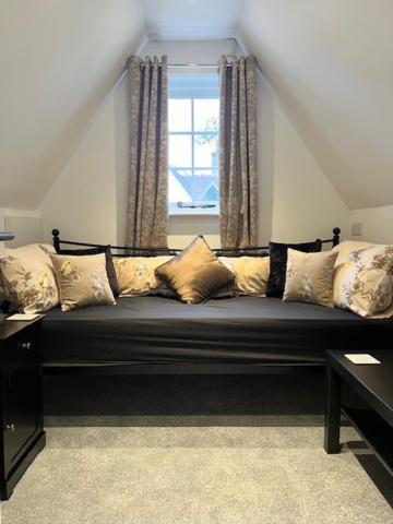 The Harvard Inn Сток Экстерьер фото