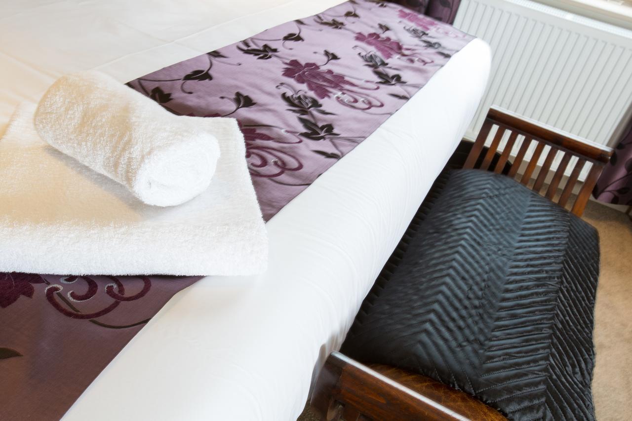 The Harvard Inn Сток Экстерьер фото