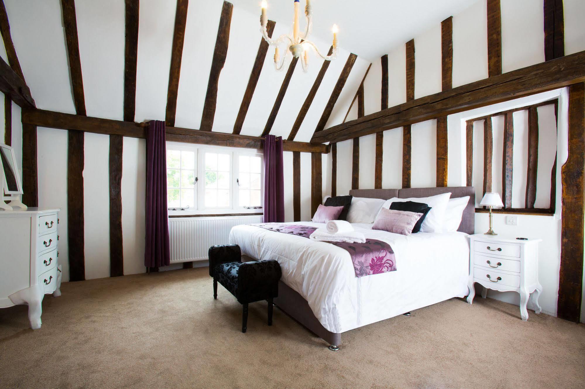 The Harvard Inn Сток Экстерьер фото